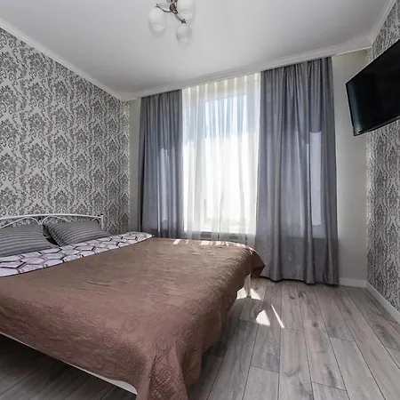 Апартаменти Метро Вирлиця Kyiv Exterior photo