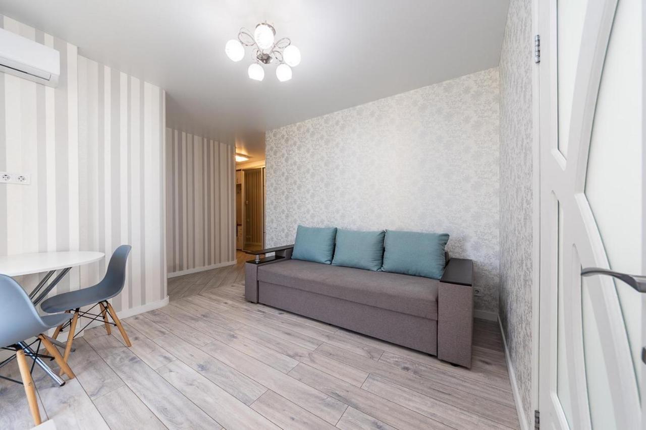 Apartment метро вирлиця